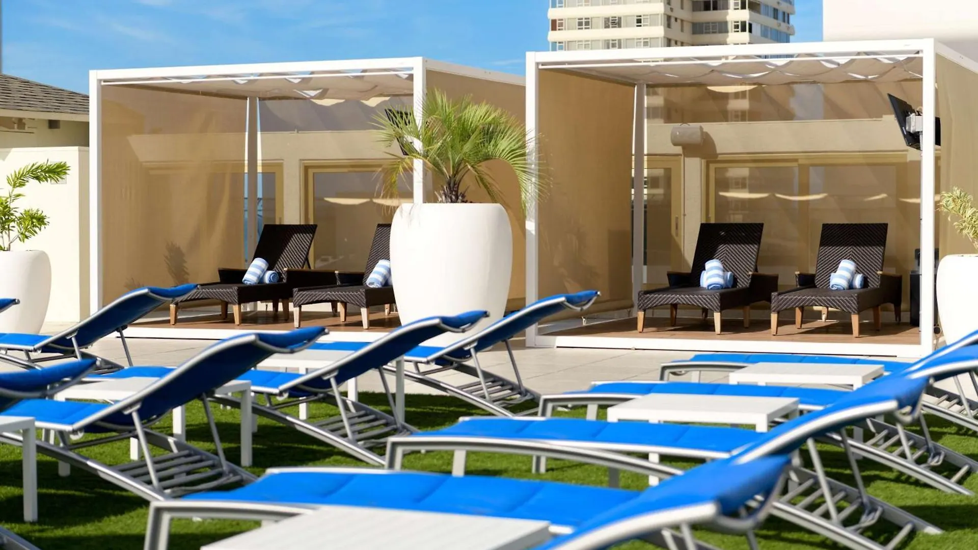 Hilton Waikiki Beach Resort & Spa Honolulu