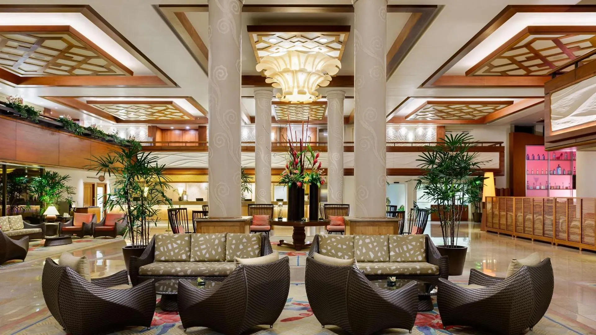 ****  Hilton Waikiki Beach Resort & Spa Honolulu United States