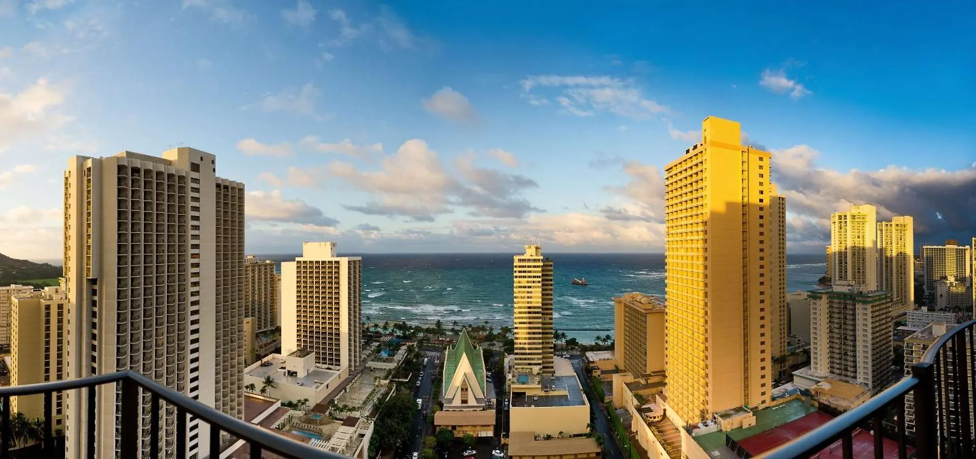 Hilton Waikiki Beach Resort & Spa Honolulu