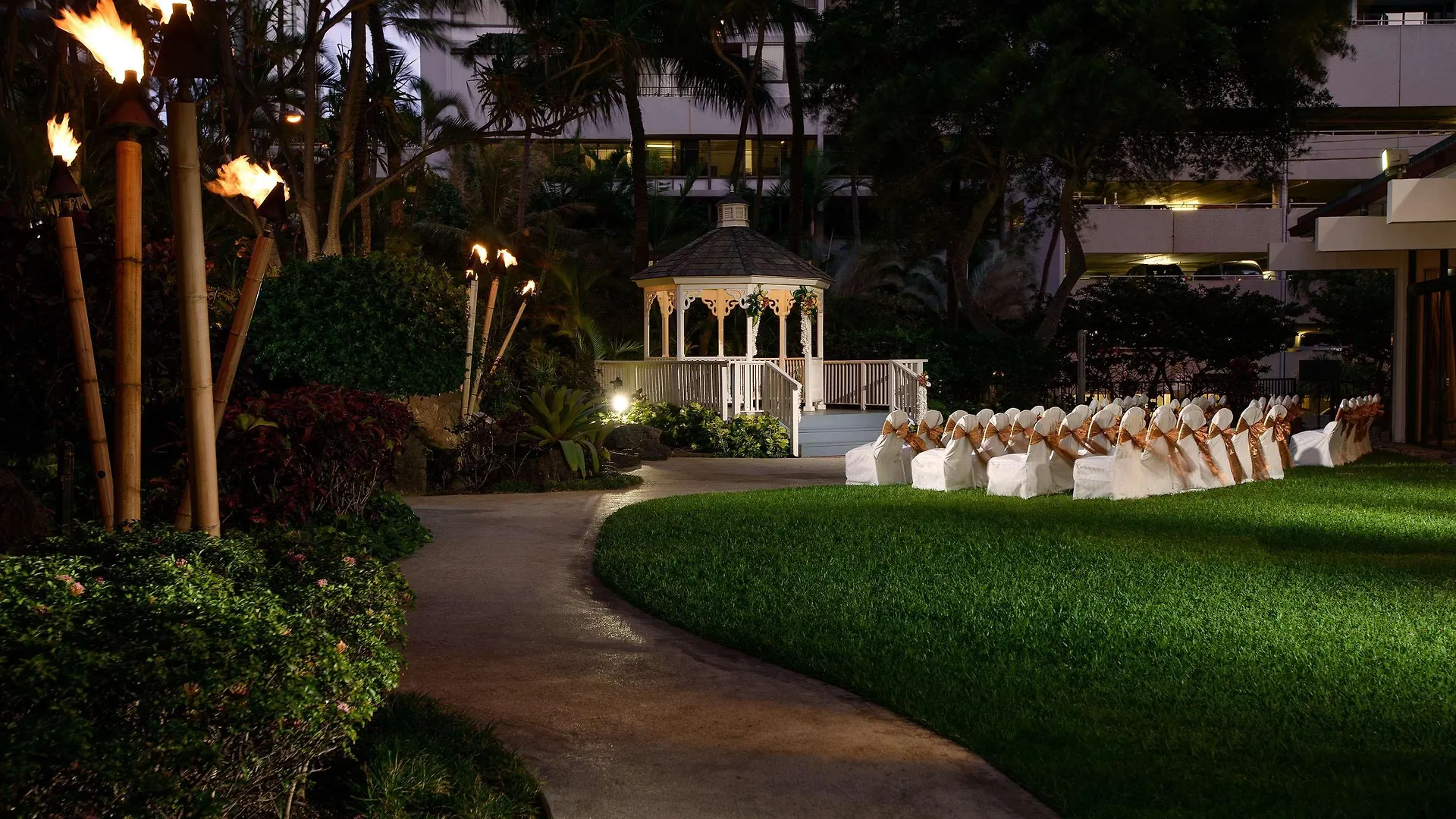 Hilton Waikiki Beach Resort & Spa Honolulu