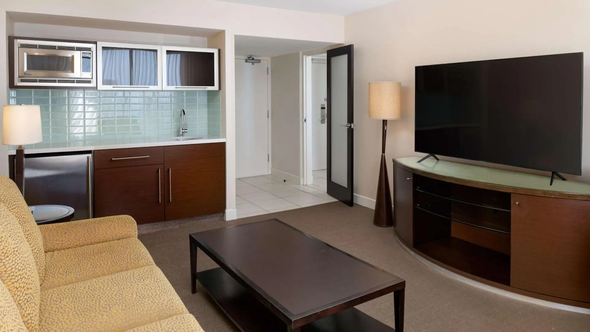 Hilton Waikiki Beach Resort & Spa Honolulu
