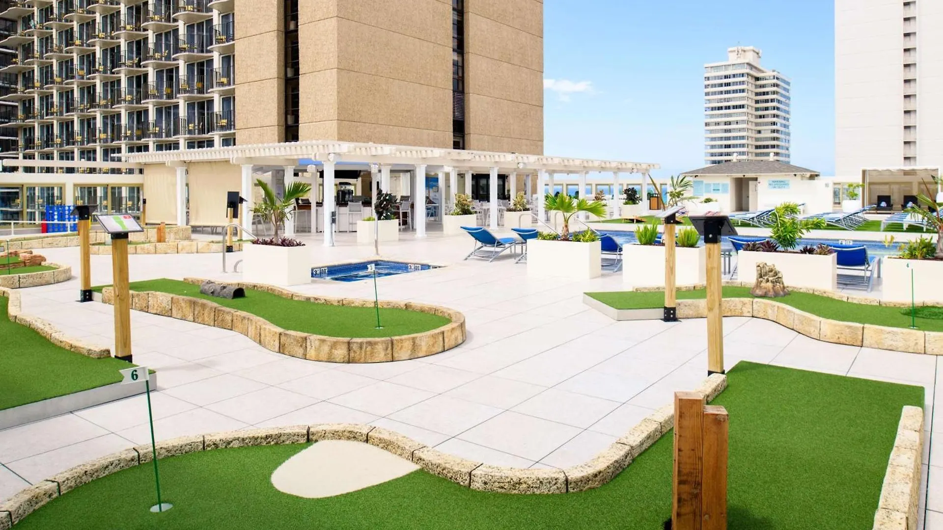 Hilton Waikiki Beach Resort & Spa Гонолулу 4*,  США