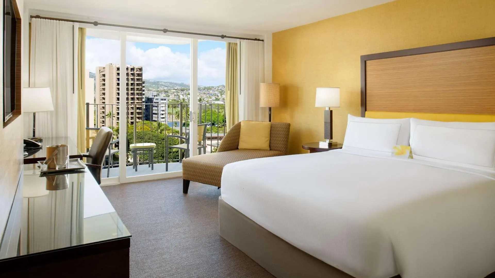 Hilton Waikiki Beach Resort & Spa Honolulu