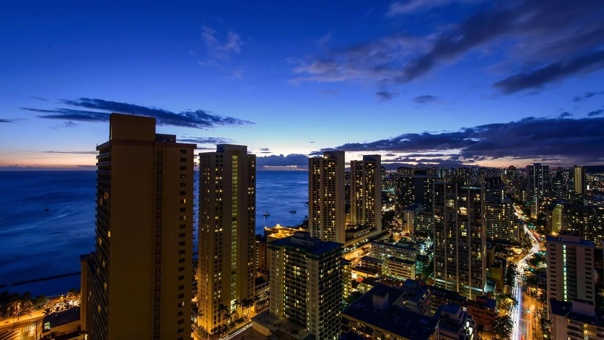 Hilton Waikiki Beach Resort & Spa Honolulu